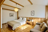 Guining Snow Mountain Scenic Courtyard (Shuhe Old Town) - pemandangan pegunungan