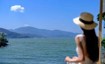 Yunyu Mountain & Sea · SERENITY | Listen to the Erhai Breeze at this Seaview Art Stay