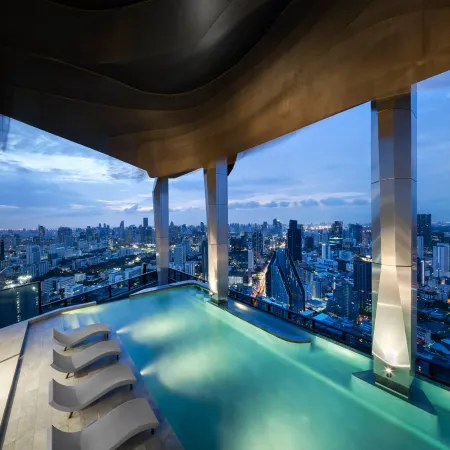 Luxury Duplex Near MRT & Banthat Thong | 30+ Day Stay