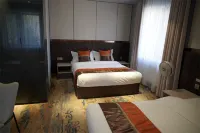 Happiness Hotel - Airport Shuttle