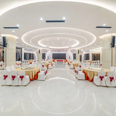 Meizhou Xingning Fulai Deng Resort Hotel (Xihewan 4A Scenic Spot)