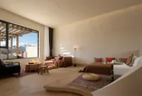 Floral Hotel·Nearby Mountains Wild Luxury Pool Mountain View Vacation Homestay (Nalati Town Branch) - Baarit