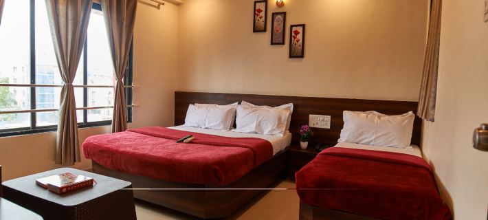 Hotel Disha Palace Hotels in Shirdi