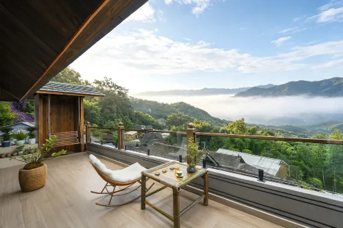 Zucha Homestay (Jingmai Mountain Ancient Tea Forest) - balcone