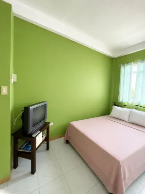 RedDoorz at Nabas Business Center Inn Aklan - Разрешено размещения с домашними животными