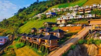 Mon P Monjam - Resorts