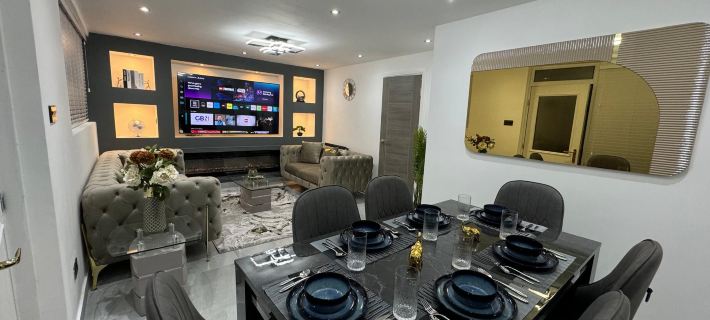 Luxury 3BR Home, Central Manchester Hotels in Manchester