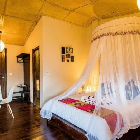 Sapa Rosie House & Spa - Mountain Retreat