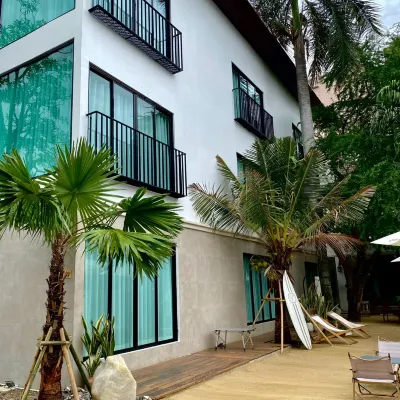 Hotel Nanon Sathorn Hotel dekat Taman Benjakitti