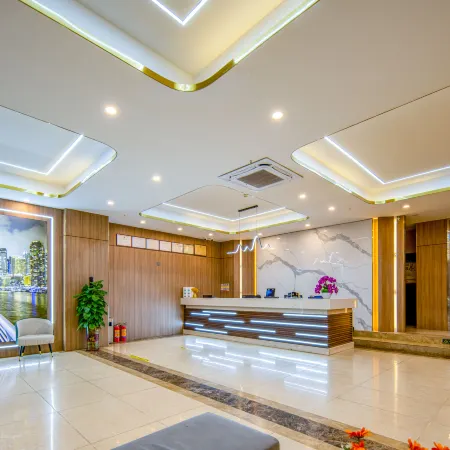 New World Holiday Hotel (Lingshui City)