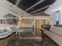 Fengji Hotel (Hefei High-speed Railway South Station North Square Branch) Hotels near Baohe
