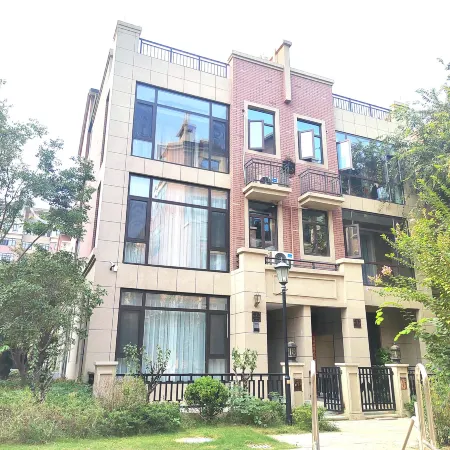 Huaren Yiju Self-service Apartment (Xinye Legal Culture Plaza)