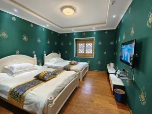 Zangjia Jiedai Brother Guest House