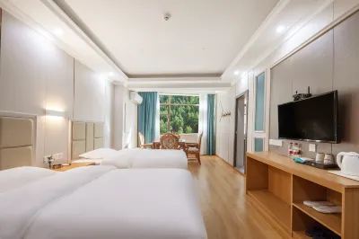 Yayajiang Xueyu Qingcheng Hotel Hotels near Observation Deck of Pilgrim Eighteen Bends