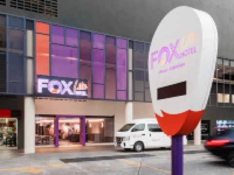 FOX Lite Hotel DPulze Cyberjaya Hotels near i-Tech Tower