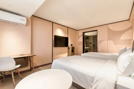 HanTing Hotel (Harbin Zhongyang Dajie Railway Station North Square)