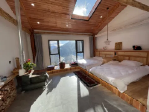 Muli Bowo Deji Yinzhu Tibetan style homestay Hotels in Muli
