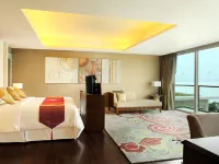 Sheraton Bali Kuta Resort Hotels near Laksmana