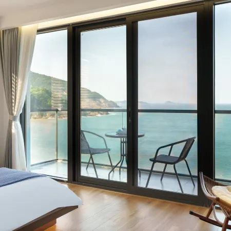 Zhujiajian Shuitian Yise·Super First-line Seaview Holiday Villa (Xiaowu Shitang Branch)