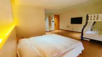 Starry Sky Courtyard Hotel