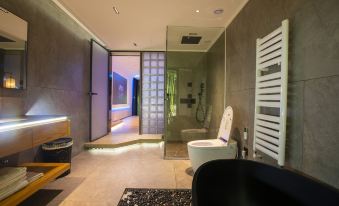 Bo Yin Liu Xiu Light Luxury Hotel