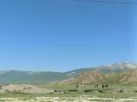 巴音布魯剋土爾扈特民俗文化民宿 - 山景