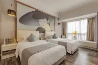 Celia House