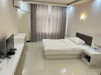 Taheqiao Business Hotel Hotels near Luntaixian Shamo Park