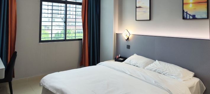Huiyu City Youth Home (Huizhou Boluo Tangquan Golf Shop) Hotel di Boluo County