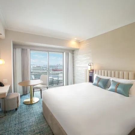 Kobe Meriken Park Oriental Hotel