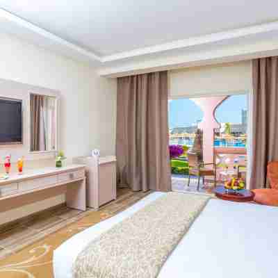 Pickalbatros Aqua Vista Resort - Hurghada Rooms