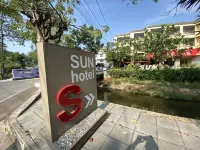 선 호텔 펫차부리  호텔