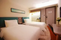 栢裏雲棲酒店（廣州永慶坊上下九步行街店） - 2星級