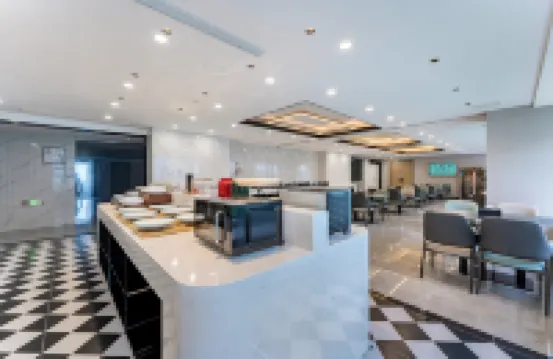 希岸酒店（濟南東站響泉街地鐵站店）