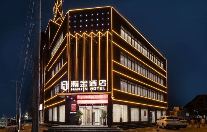Platinum Hotel