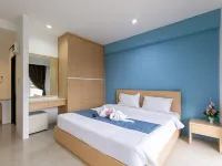 Ruan Plaisoi Apartment Hotels near Bang Khae