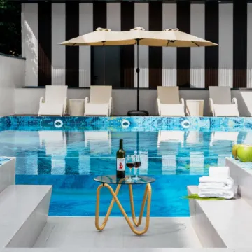 Wanning No.1 Courtyard Homestay