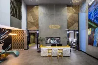 Yangshuo Manjing Travel Photography Hotel (West Street Branch)