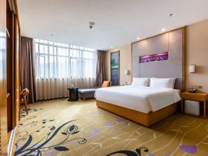 LiveCool-Hotel (GuiYangDongZhanWanDaGuangChangDian)