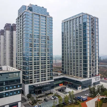 Zigong Yuansen Hotel (Fangte Dinosaur Kingdom)