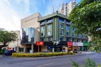 PK e-sports Hotel (Xiamen Railway Station Lvyu Subway Station) - spa