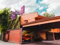Hotel Ava Gil Puyat