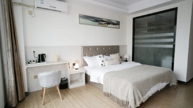 棲夕民宿（紫金大潤發購物廣場店）