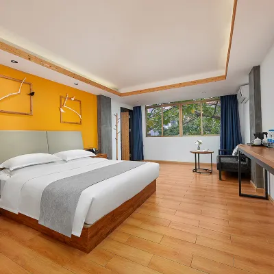 S&P Holiday Inn (Guangzhou Baiyun Airport No.1) Hotels near Gaozeng