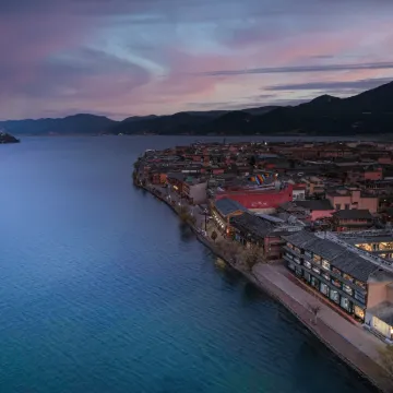 Elodie private resort at Lugu Lake