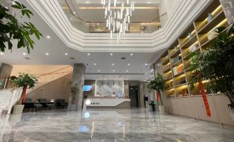Phoenix Hotel Yaju (Pingdingshan Heping Road Pedestrian Street Store)