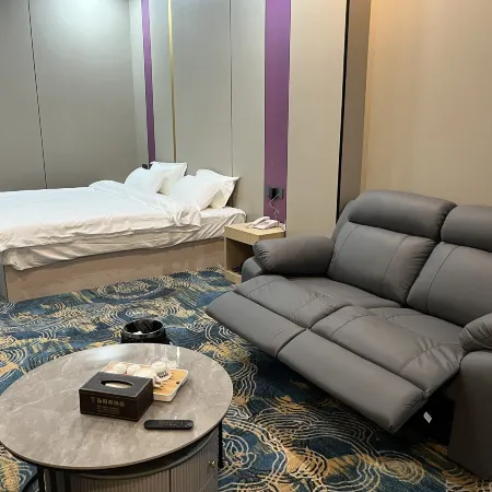 Xinyuezhou Hotel