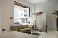 Huazhou Jinyue Shangjing Hotel