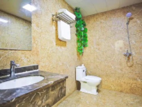 Home Inn Huayi Hotel (Kangping Hanguang Street) Hotels in Kangping