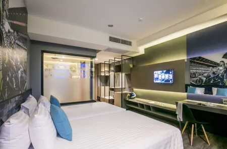 The Crystal Hotel Buriram - Formerly X2 Vibe Buriram